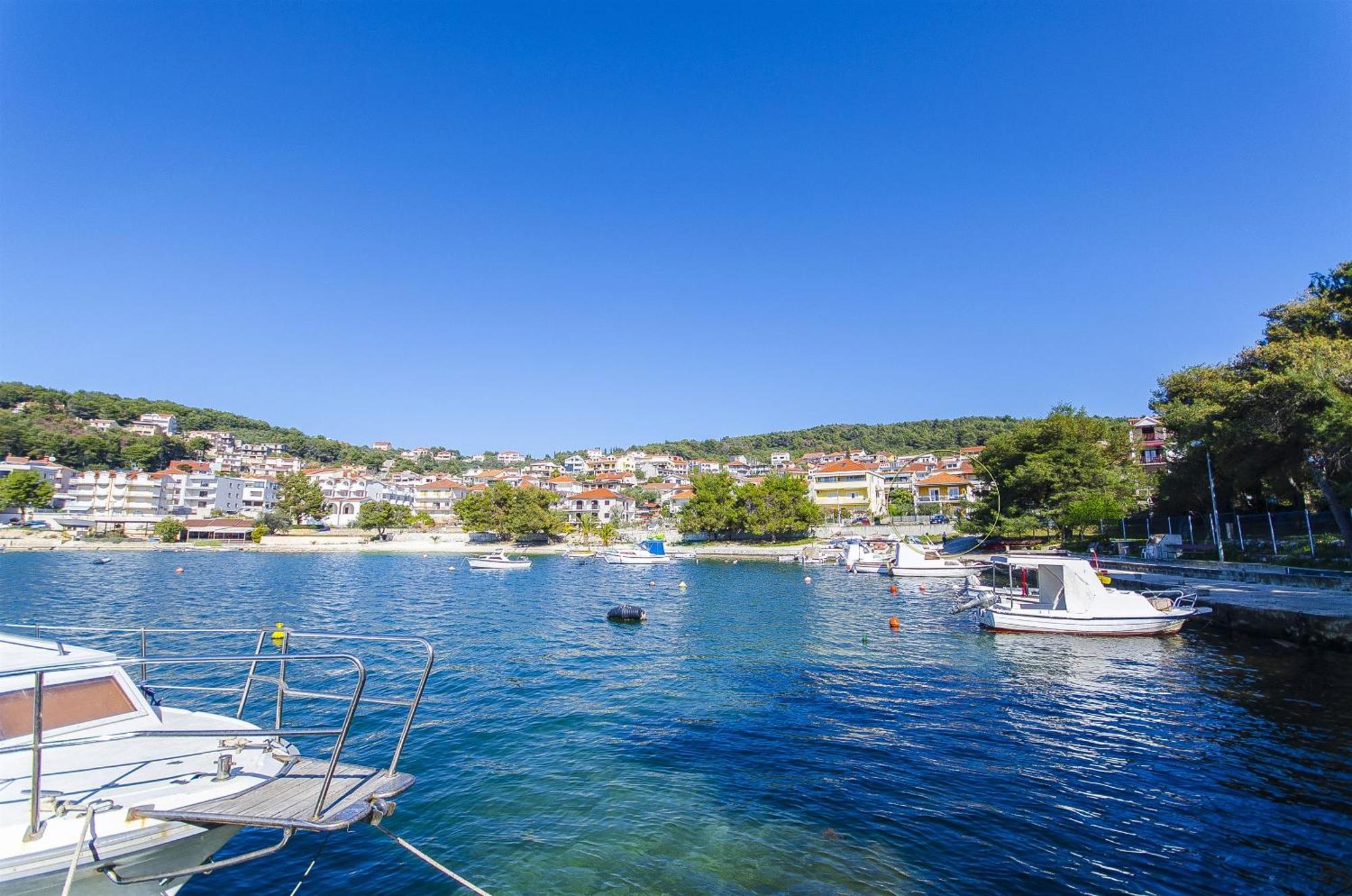 Apartment Baturina Trogir Exterior photo
