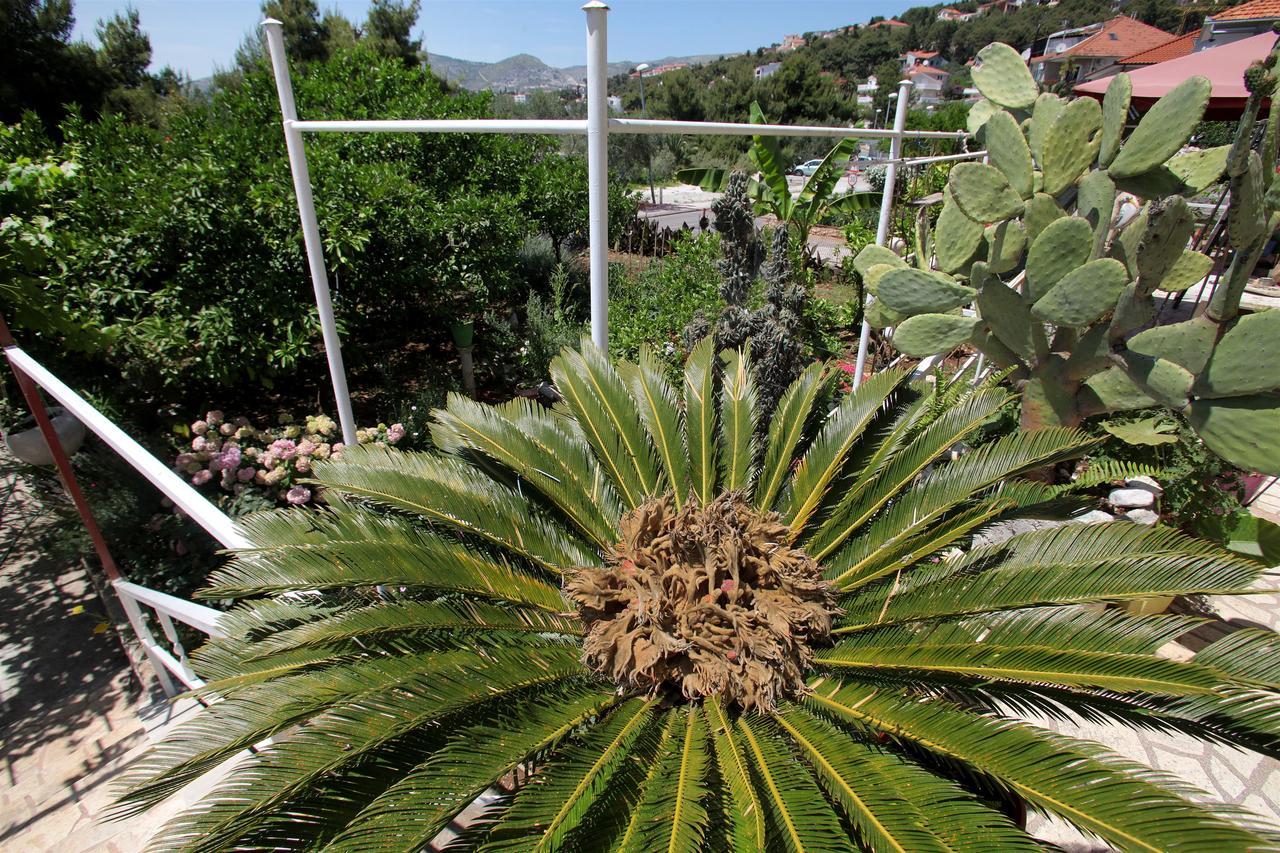 Apartment Baturina Trogir Exterior photo