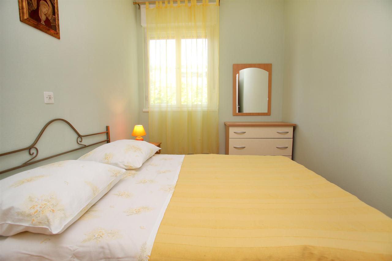 Apartment Baturina Trogir Exterior photo
